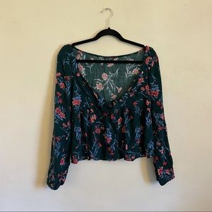 American Eagle Flowy Floral Long Sleeved Top